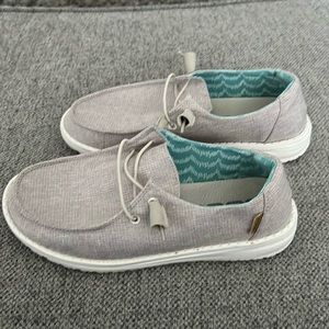 Gray women’s hey dudes, size 7. Worn very few times. Great condition. Clean.